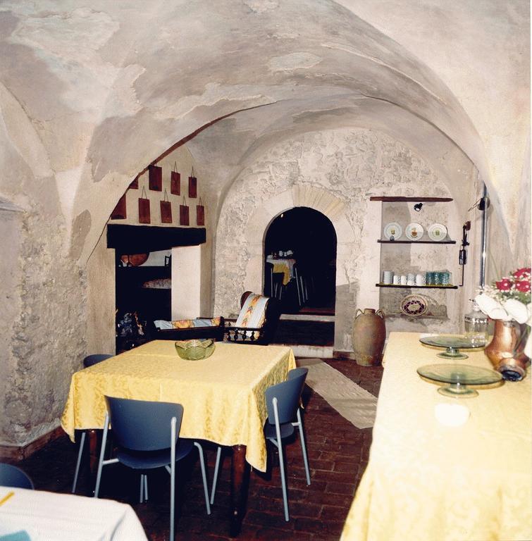 Il Borgo Agriturismo 페렌틸로 외부 사진