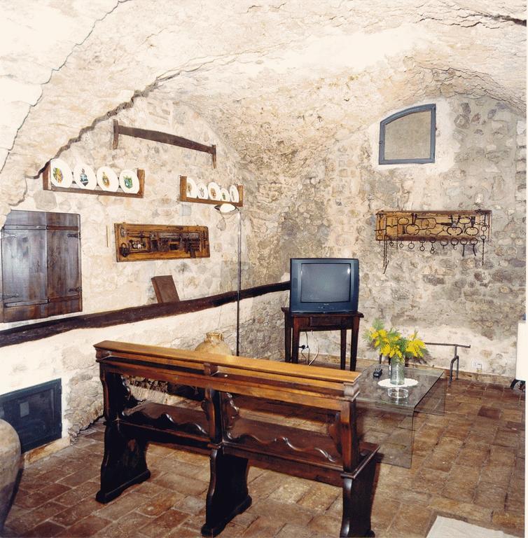 Il Borgo Agriturismo 페렌틸로 외부 사진